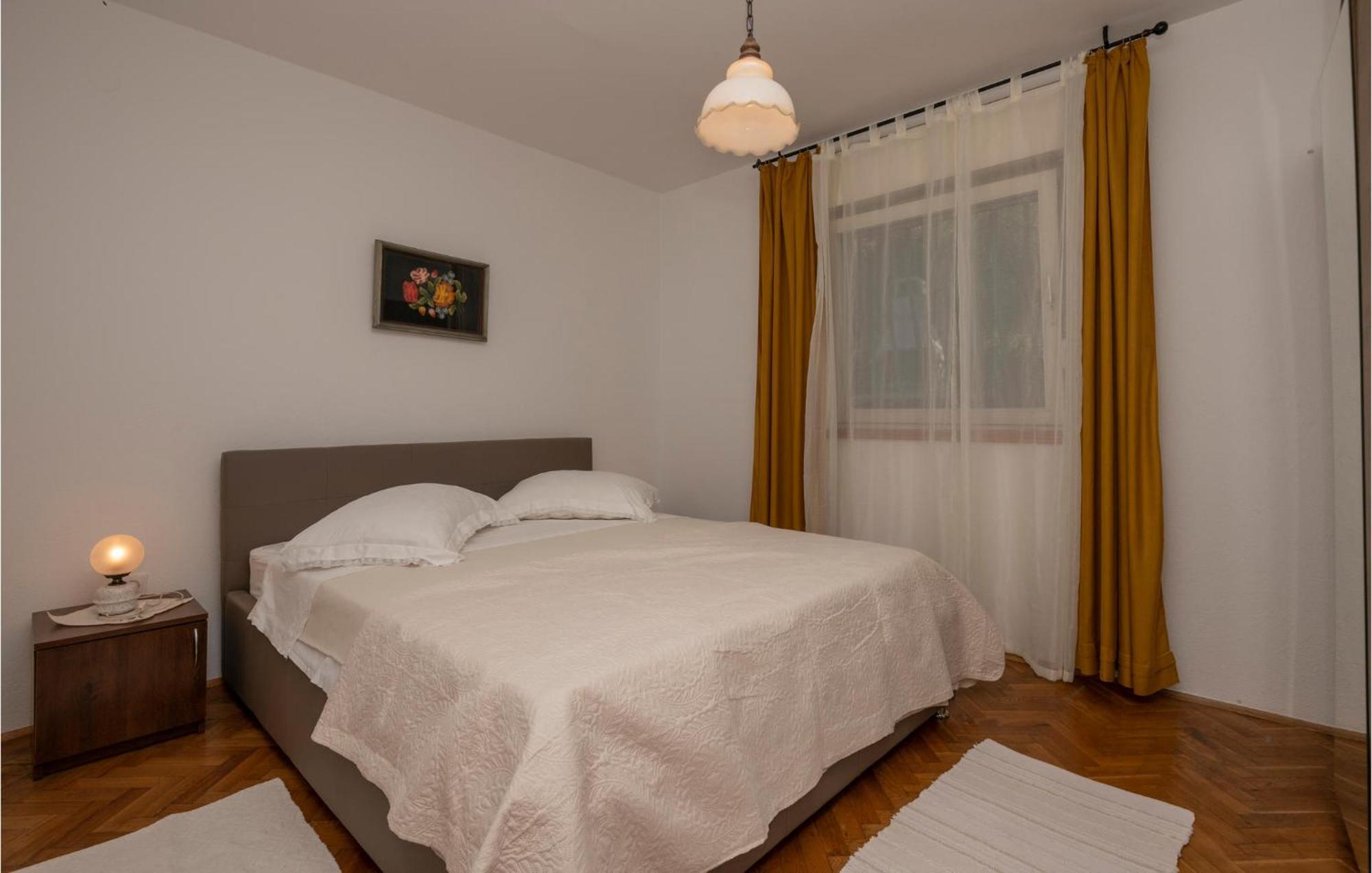 Nice Apartment In Tucepi With Wifi Exterior photo
